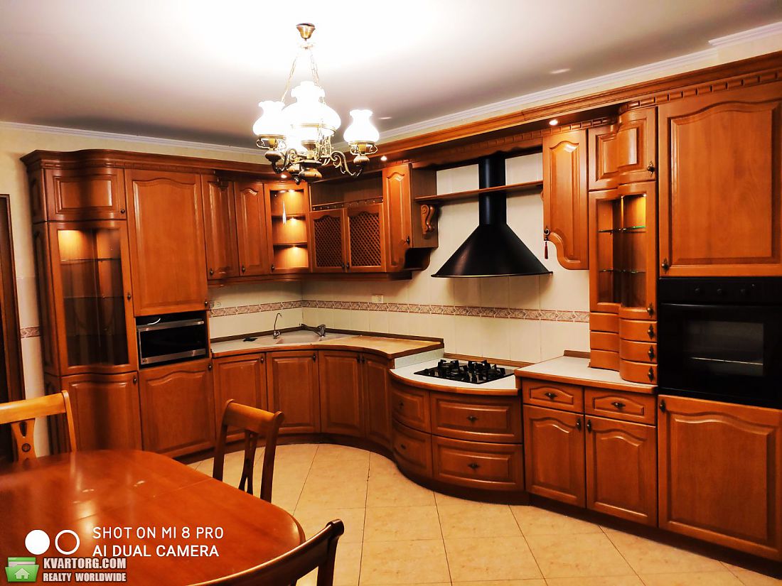 Rent out office. Киев,  Межигорская — photo 2
