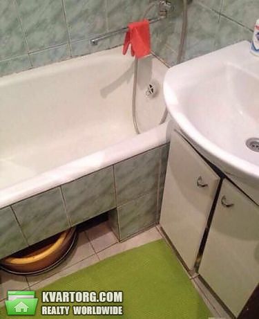 Sell 2-room apartment. Киев,  Новополевая — photo 1
