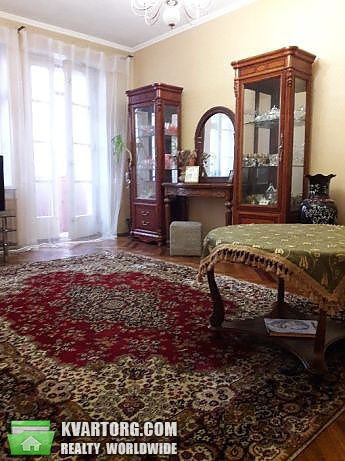 Sell 3-room apartment. Киев,  Вышгородская — photo 1