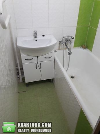 Rent out 2-room apartment. Киев,  Машиностроительная — photo 3
