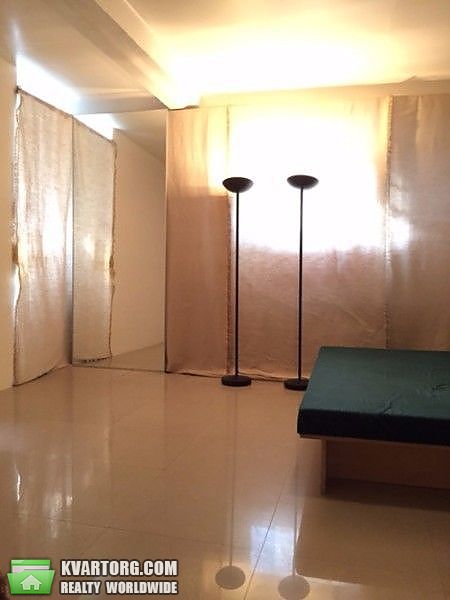 Sell 2-room apartment. Киев, Уссурийский пер — photo 4