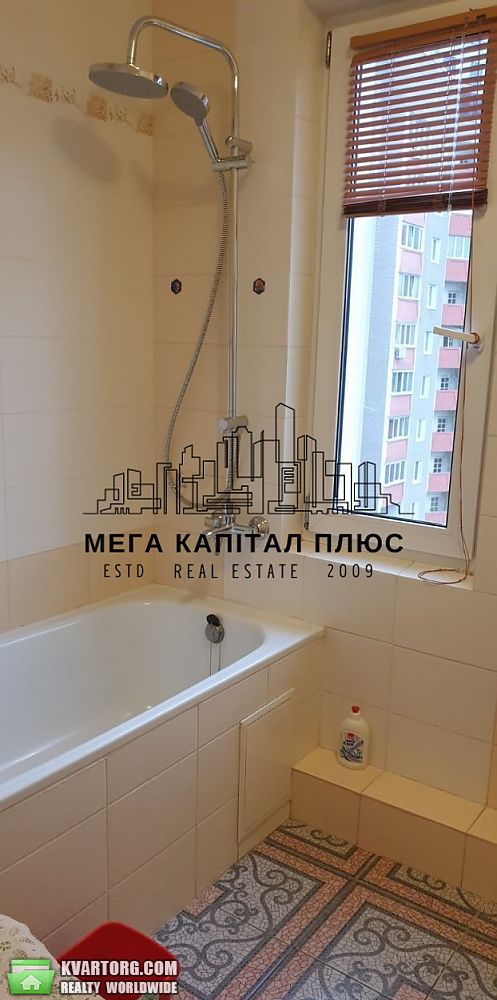 Rent out 3-room apartment. Киев,  Урлівська — photo 9