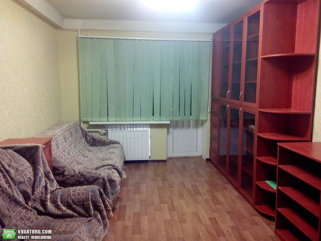 Rent out 2-room apartment. Киев,  Дарницкий бул — photo 5