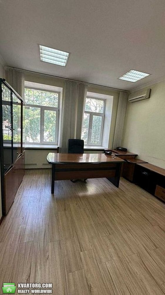 Rent out office. Киев, Круглоуніверситетська — photo 9