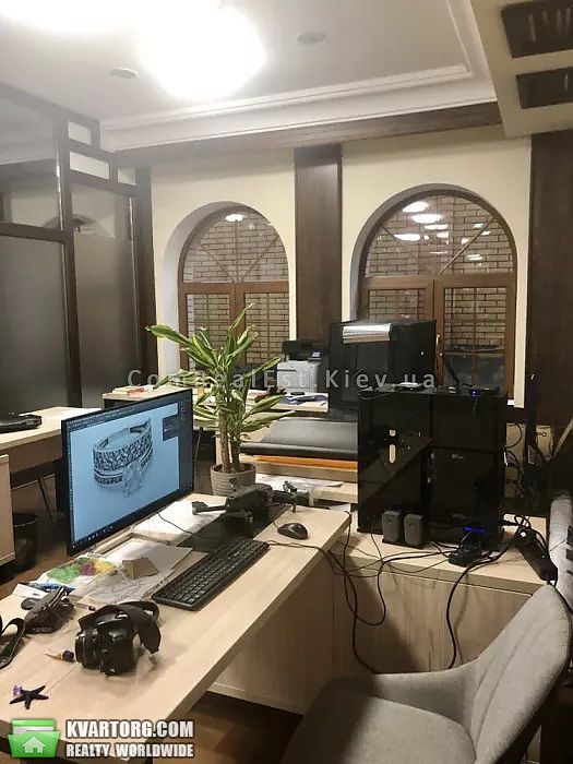Rent out office. Киев, ул.Жилянская — photo 3