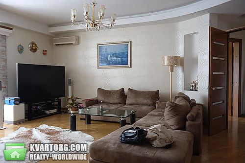Rent out 3-room apartment. Киев,  Верхний Вал — photo 2