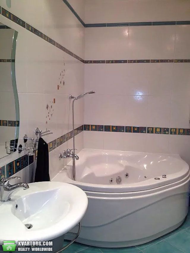 Rent out 3-room apartment. Киев,  Дмитриевская — photo 7