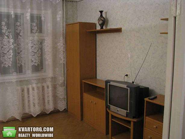Sell 3-room apartment. Киев,  Ялтинская — photo 9