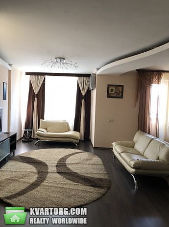 Sell 3-room apartment. Киев,  Кошица — photo 1