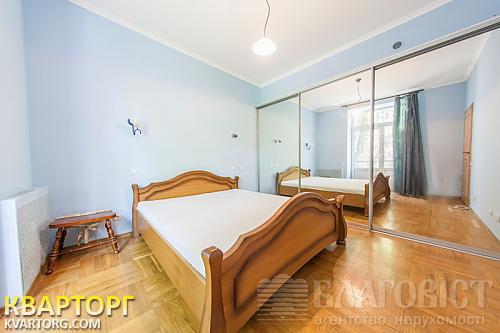 Sell 2-room apartment. Киев,  Гончара — photo 2