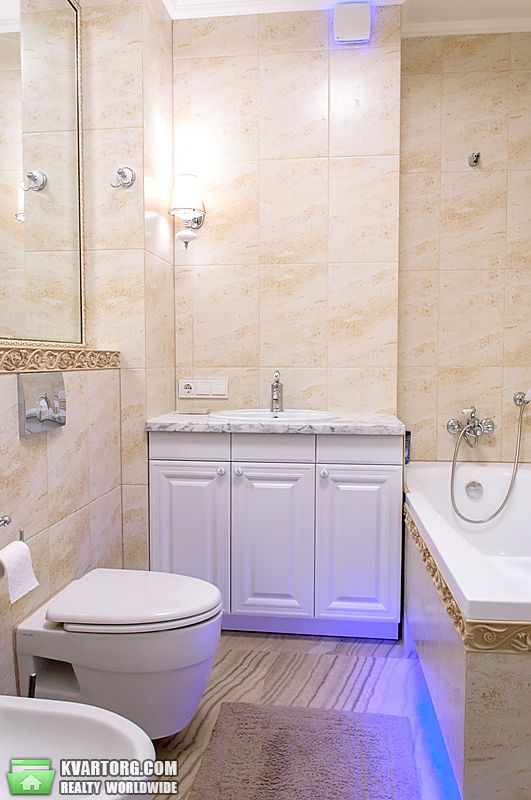 Rent out 2-room apartment. Киев,  Леси Украинки бул — photo 9
