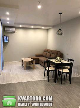 Rent out 2-room apartment. Киев,  Предславинская — photo 2