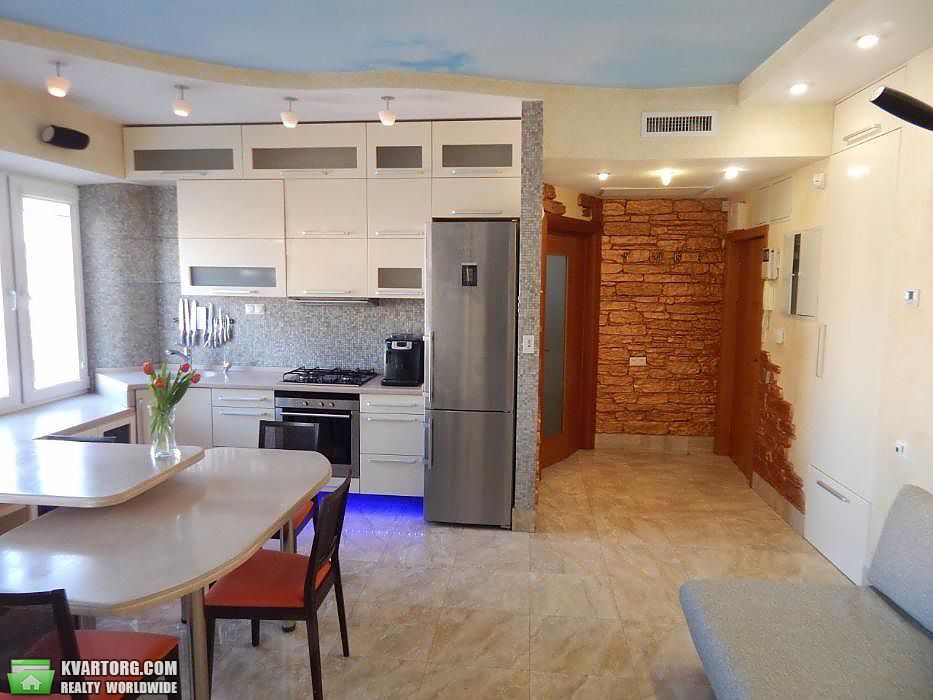 Rent out 2-room apartment. Киев,  Большая Васильковская — photo 1