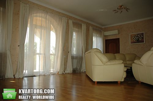 Rent out house. Киев, Монтажников — photo 4