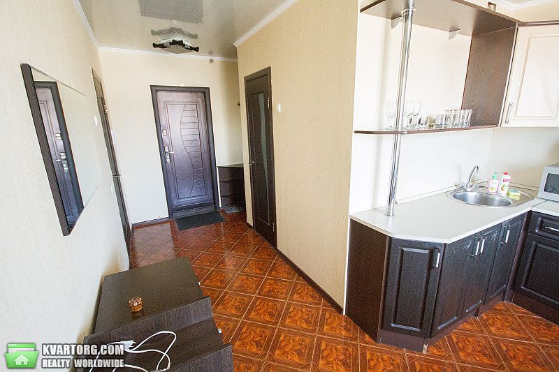 Rent out 1-room apartment. Харьков, Соича — photo 5