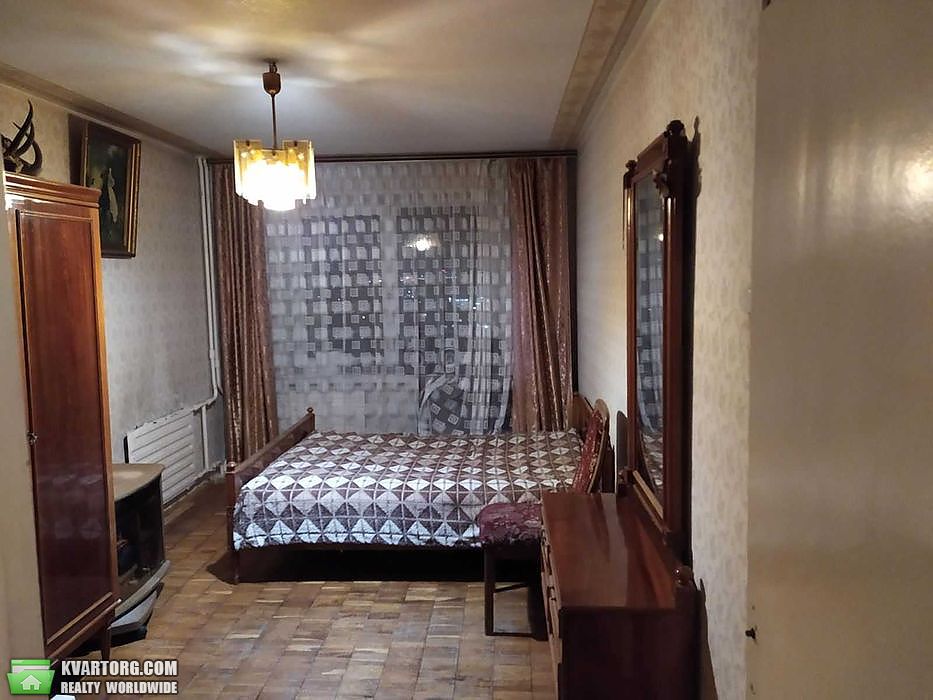 Sell 3-room apartment. Киев,  Ватутина пр — photo 1