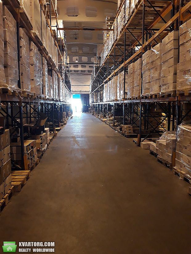 Rent out warehouse. Киев,  Пуховская — photo 1