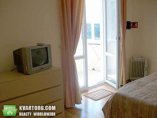 Sell 2-room apartment. Киев,  Богдана Хмельницкого — photo 1