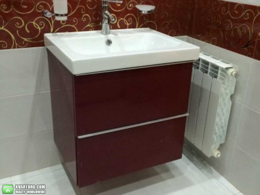 Rent out 3-room apartment. Киев, Эрнста — photo 6
