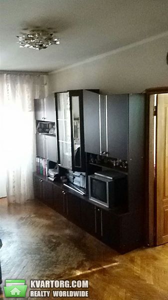 Sell 2-room apartment. Киев,  Саратовская — photo 1