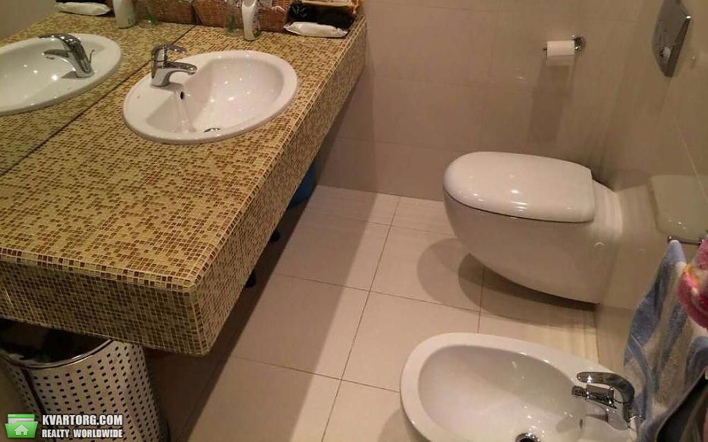 Rent out 3-room apartment. Киев,  Голосеевская — photo 5