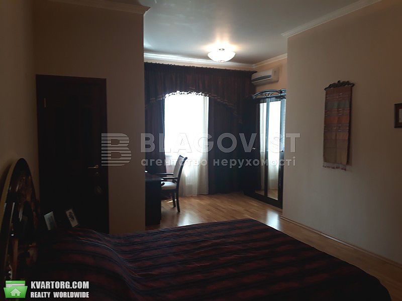 Rent out 3-room apartment. Киев,  Щорса — photo 3