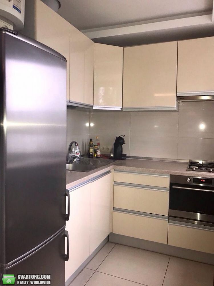 Rent out 2-room apartment. Киев,  Леси Украинки бул — photo 5