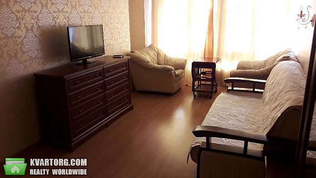 Rent out 1-room apartment. Киев,  Русановская наб — photo 1