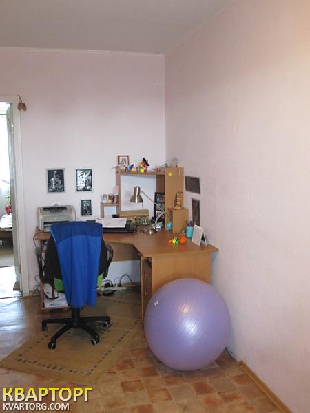 Sell 3-room apartment. Киев,  Приречная — photo 6