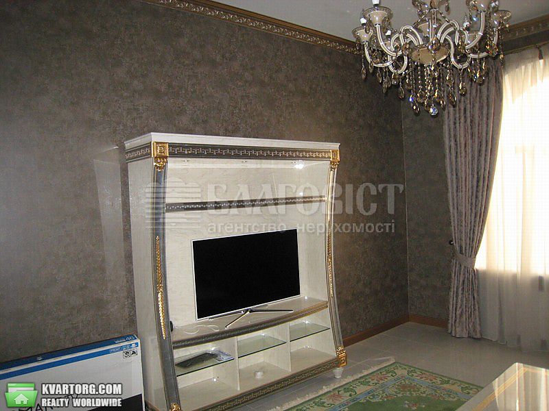 Rent out 3-room apartment. Киев,  Банковая — photo 3