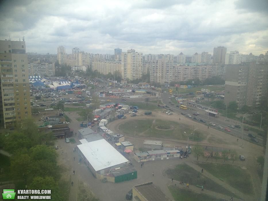 Sell 3-room apartment. Киев,  Озерная — photo 1