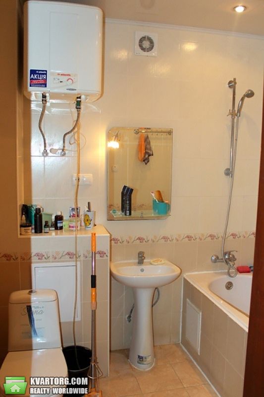 Sell 3-room apartment. Харьков, Гвардейцев Широнинцев — photo 9