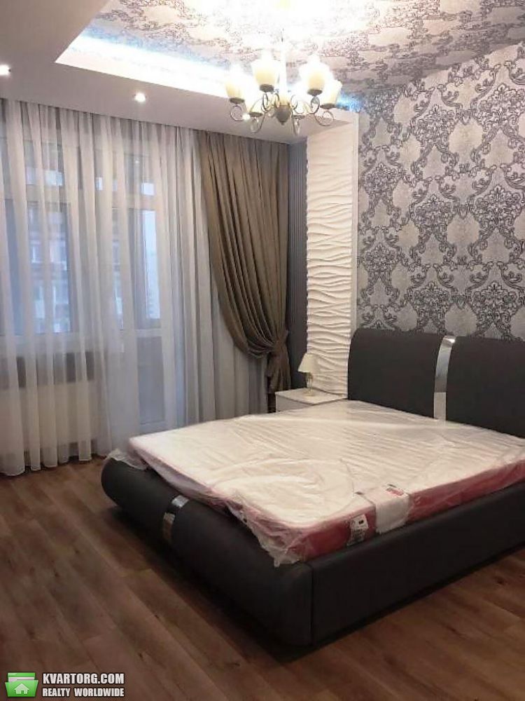 Rent out 2-room apartment. Киев,  Антоновича — photo 3