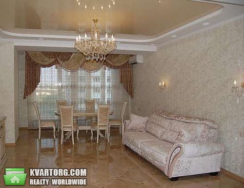 Rent out 4-room apartment. Киев, ул. Оболонская Набережная — photo 1