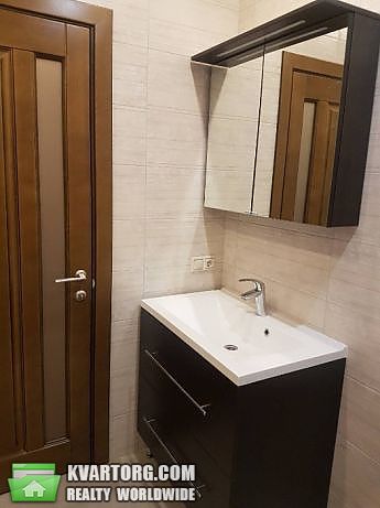 Rent out 1-room apartment. Киев,  Конева — photo 8