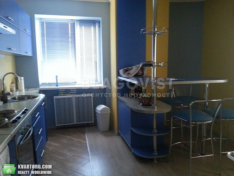 Rent out 2-room apartment. Киев,  Верховного Совета бул — photo 2