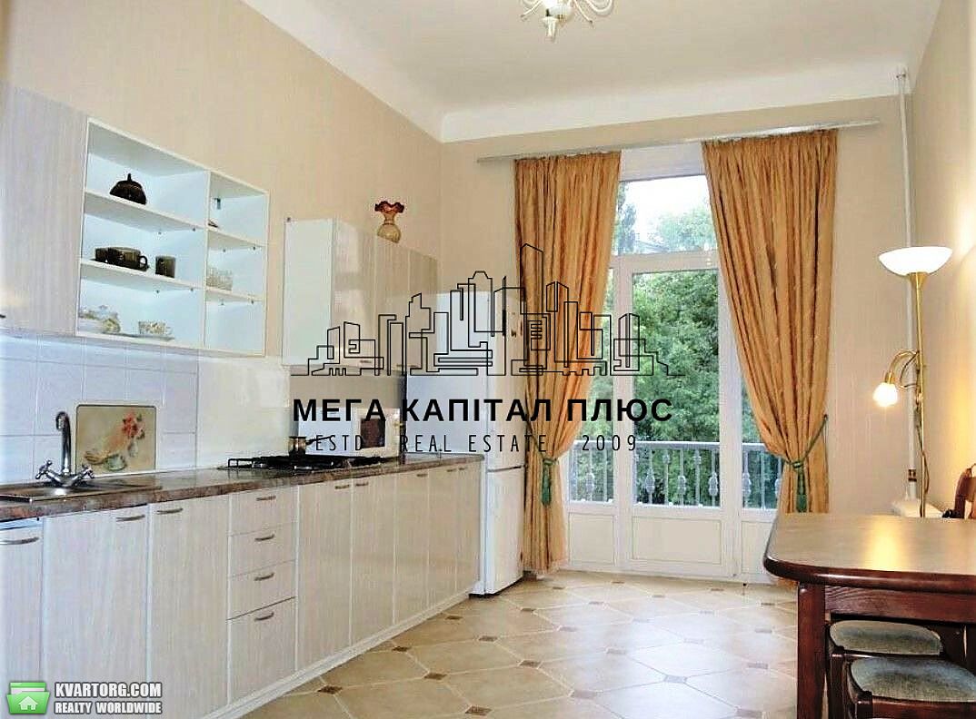 Rent out 2-room apartment. Киев,  Хрещатик — photo 7