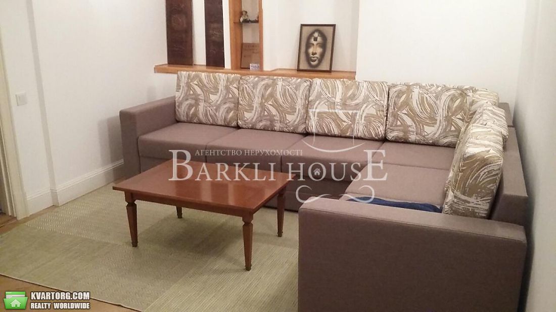 Rent out 4-room apartment. Киев,  Малая Житомирская — photo 1