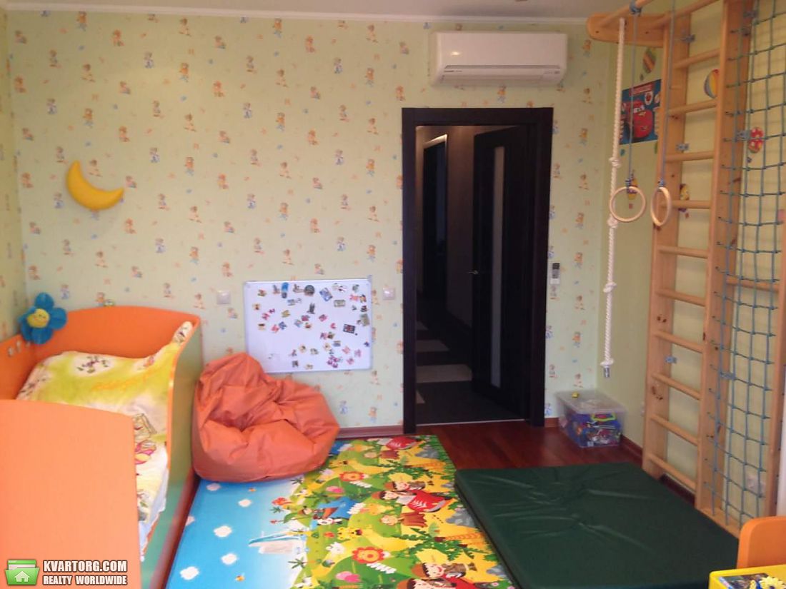 Rent out 4-room apartment. Киев,  Днепровская наб — photo 6