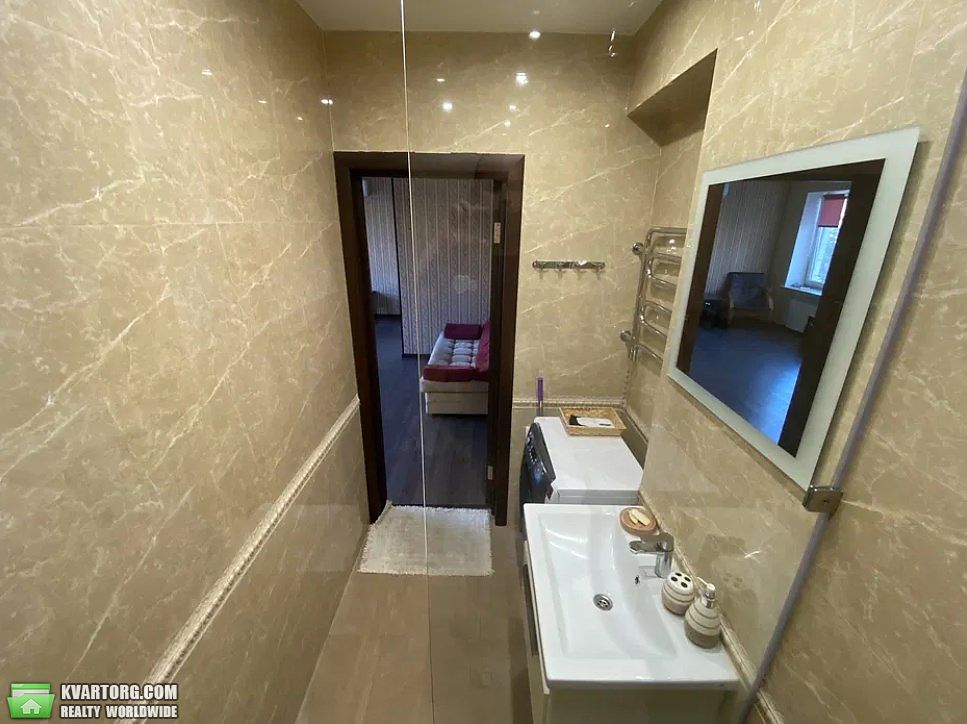 Rent out 2-room apartment. Киев,  Большая Васильковская — photo 1