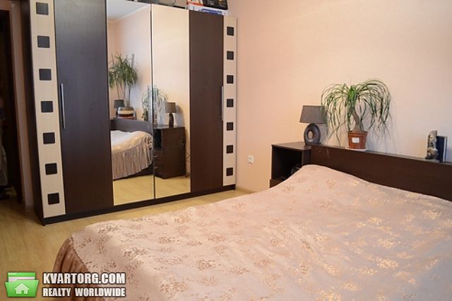 Rent out 2-room apartment. Киев,  Багговутовская — photo 3