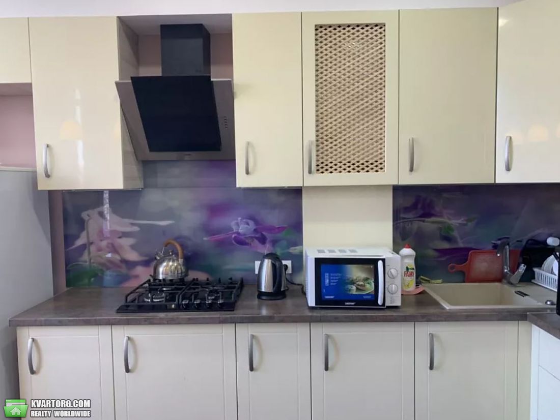 Rent out 2-room apartment. Киев, академика Ефремова — photo 2