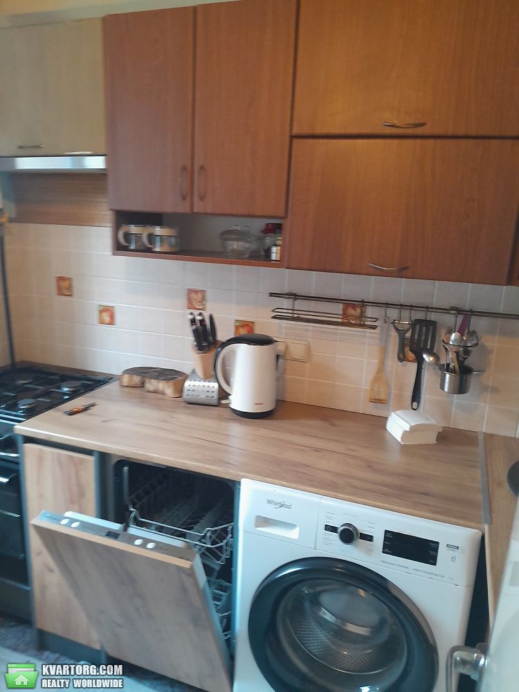 Rent out 2-room apartment. Киев,  Голосеевский пр — photo 1
