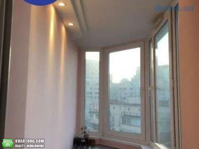 Rent out 3-room apartment. Киев,  Срибнокильская — photo 3