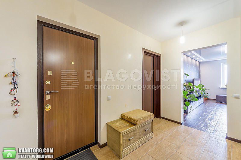 Sell 3-room apartment. Киев,  Здолбуновская — photo 10