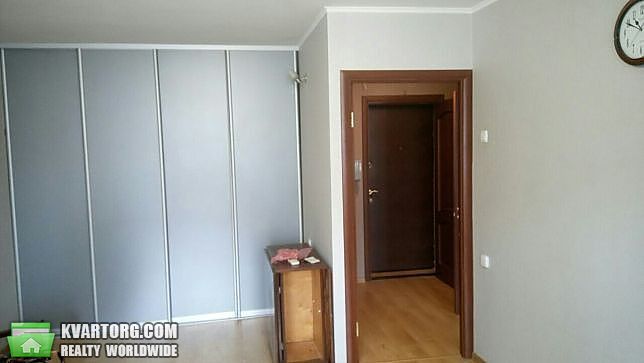 Rent out 1-room apartment. Киев,  Харьковская — photo 3