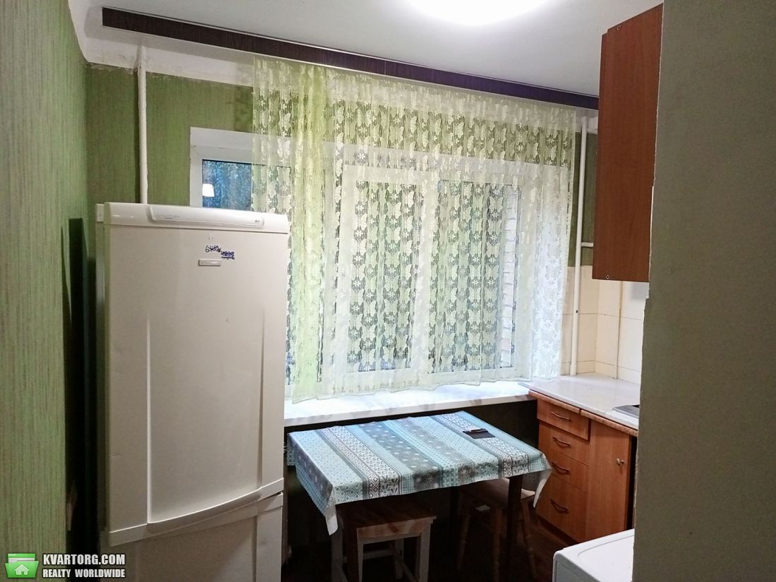 Rent out 1-room apartment. Киев, Пироговский путь — photo 9