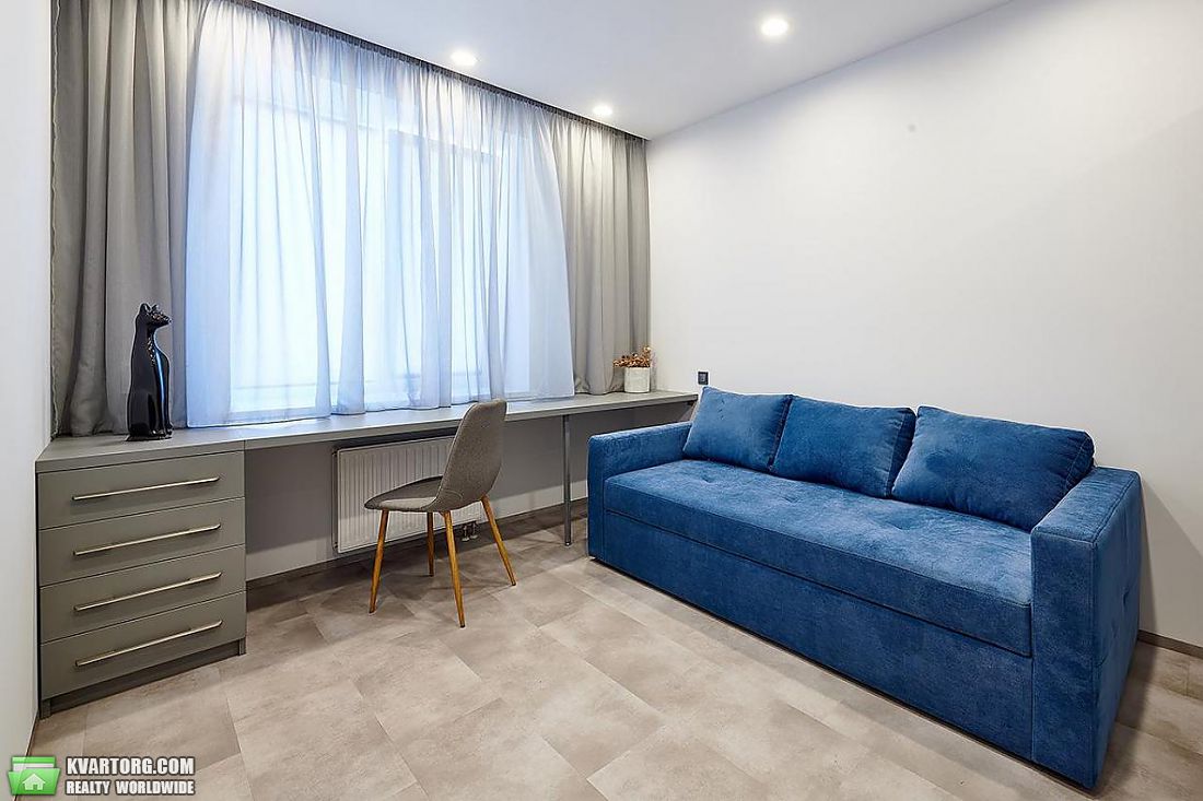 Rent out 3-room apartment. Киев,  Герцена — photo 5