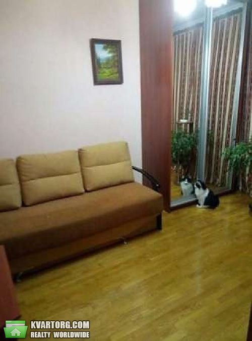 Sell 3-room apartment. Киев,  Героев Днепра — photo 1