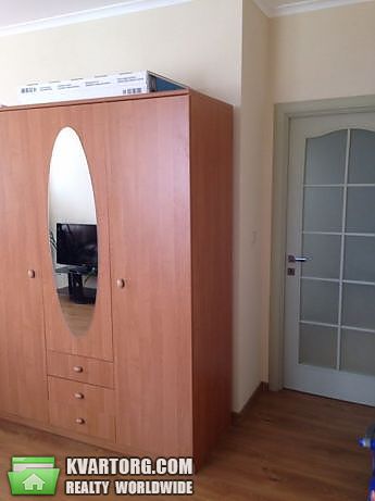 Rent out 2-room apartment. Киев, Бориспольская — photo 9